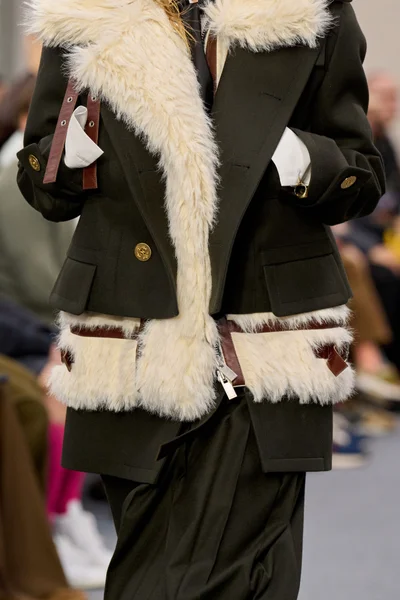 Look 193